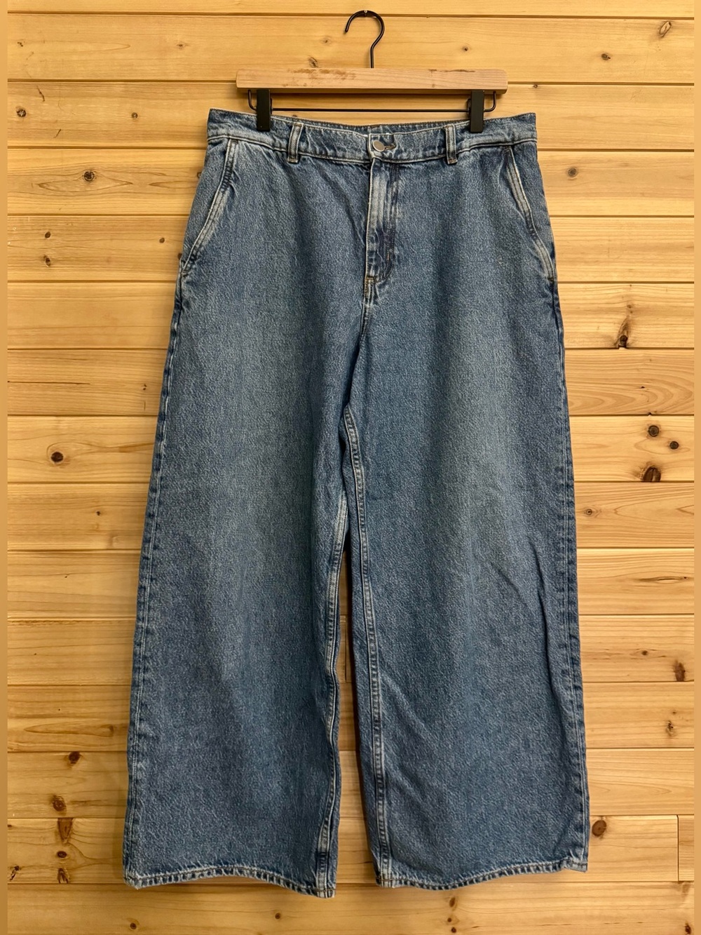 COS 30/10 Barrel Wide Curved Leg Cropped Length Cotton Denim Jeans Casual
